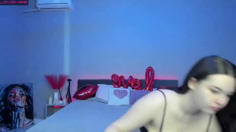 darlenedolce online show from 23, 2, 2025