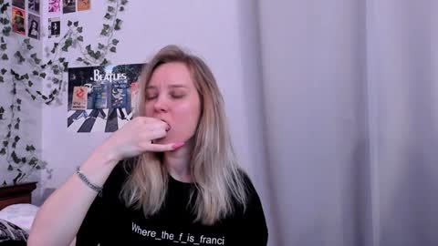 lina online show from 23, 12, 2024