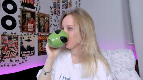 lina online show from 26, 12, 2024