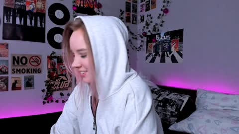 lina online show from 6, 1, 2025