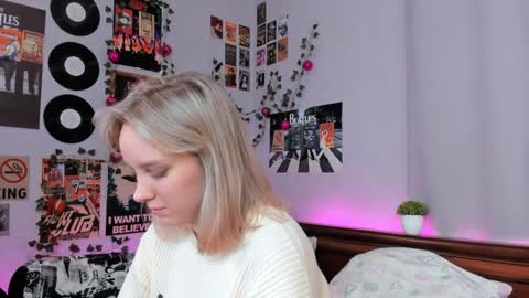 lina online show from 22, 1, 2025