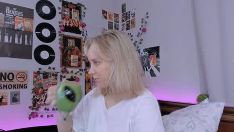 lina online show from 23, 1, 2025