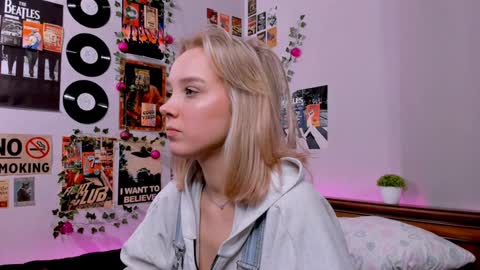 lina online show from 30, 1, 2025