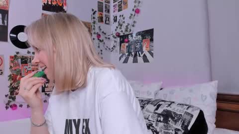 lina online show from 21, 2, 2025