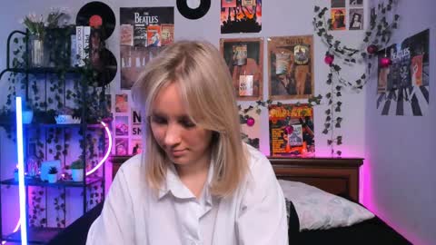 lina online show from 3, 3, 2025