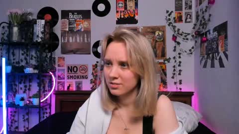 lina online show from 5, 3, 2025