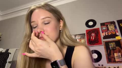 lina online show from 11, 9, 2025