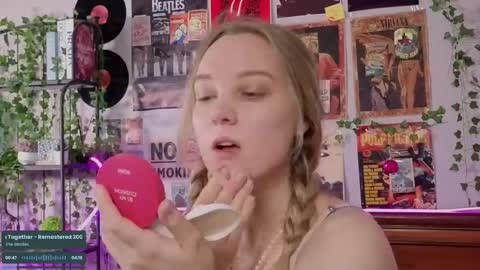 lina online show from 29, 9, 2025