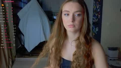 Snapshot of darlina_ryan chatting on 12, 10, 2025 Darlina online show from 12, 10, 2025