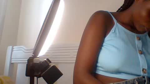 Snapshot of darling_dreamer2 chatting on 26, 7, 2026 darling_dreamer2 online show from 26, 7, 2026