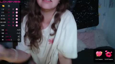 Snapshot of darling_tony18 chatting on 3, 7, 2026 darling_tony18 online show from 3, 7, 2026