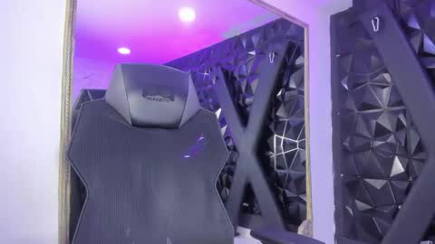 Snapshot of darlingbdsm_ chatting on 23, 4, 2026 Darling online show from 23, 4, 2026