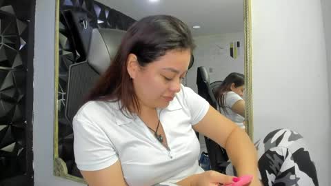 Snapshot of darlingbdsm_ chatting on 21, 5, 2026 Darling online show from 21, 5, 2026