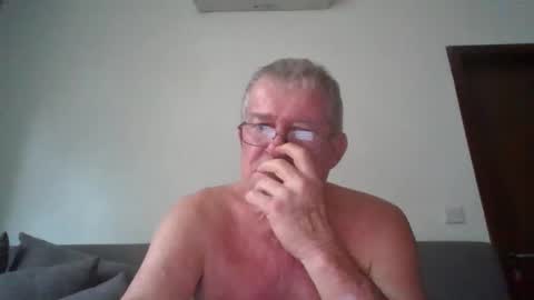 Snapshot of darwincock chatting on 8, 6, 2026 darwincock online show from 8, 6, 2026