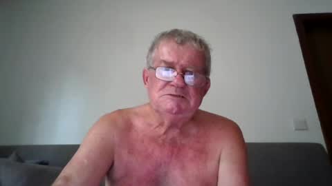 Snapshot of darwincock chatting on 7, 7, 2026 darwincock online show from 7, 7, 2026