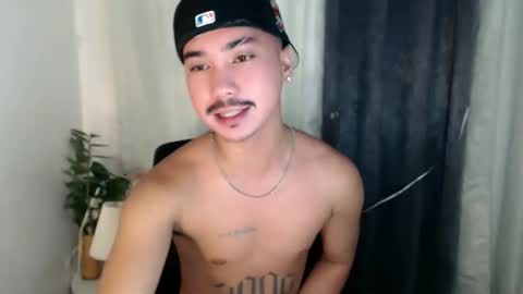 Snapshot of dave_cummers chatting on 31, 5, 2026 DAVE online show from 31, 5, 2026