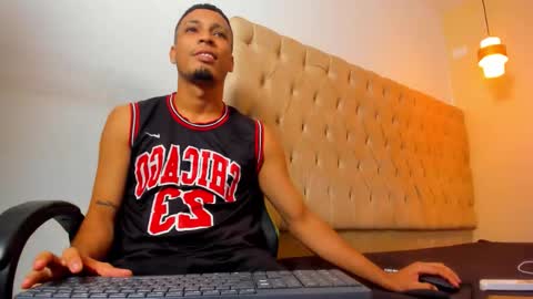 Snapshot of dave_skinnycum420 chatting on 18, 10, 2025 dave online show from 18, 10, 2025