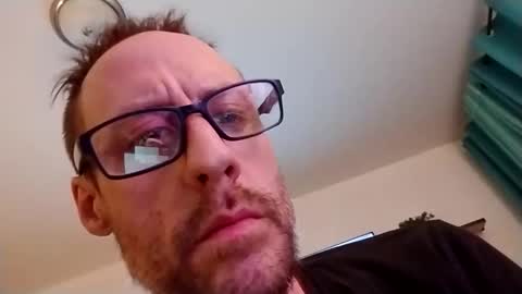 Snapshot of david1982yesyes chatting on 1, 4, 2026 david1982yesyes online show from 1, 4, 2026