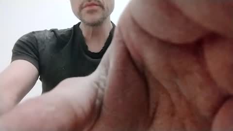 Snapshot of david1982yesyes chatting on 2, 4, 2026 david1982yesyes online show from 2, 4, 2026