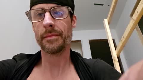 Snapshot of david1982yesyes chatting on 13, 5, 2026 david1982yesyes online show from 13, 5, 2026