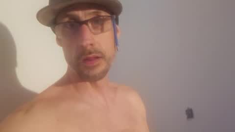 Snapshot of david1982yesyes chatting on 23, 5, 2026 david1982yesyes online show from 23, 5, 2026