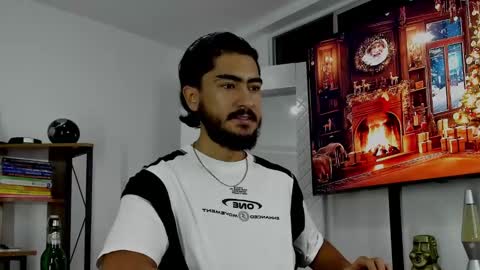 Hey im David that loves to explore and speak their fantasies. Very open talktative and nice. Feel free to chat with me online show from 13, 12, 2024