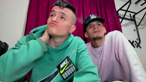 Snapshot of david_latin666_ chatting on 10, 10, 2025 David online show from 10, 10, 2025