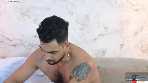JF oliveira online show from 17, 12, 2024