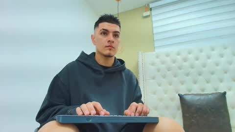 david_victoriaa online show from 21, 2, 2026