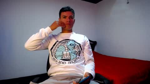 Snapshot of davidkaloc chatting on 1, 1, 2025 David online show from 1, 1, 2025