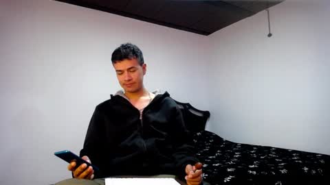 Snapshot of davidkaloc chatting on 26, 1, 2025 David online show from 26, 1, 2025