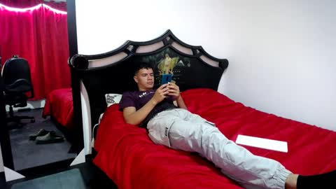 Snapshot of davidkaloc chatting on 6, 2, 2025 David online show from 6, 2, 2025