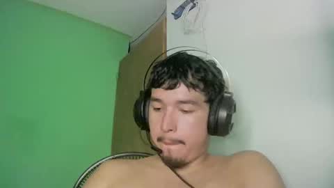 Snapshot of davidlasecuela chatting on 7, 2, 2026 DavidSkinny online show from 7, 2, 2026