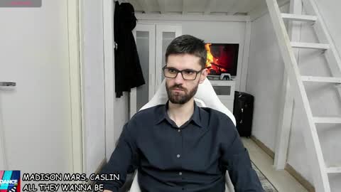 Snapshot of davidnowak chatting on 18, 1, 2025 David online show from 18, 1, 2025