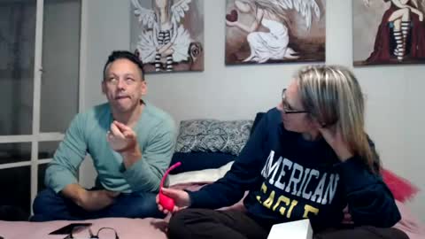 Snapshot of davidstong_cam chatting on 1, 7, 2026 Davidstrong cam online show from 1, 7, 2026