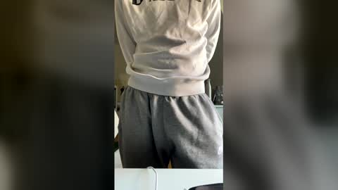Snapshot of davidthiega chatting on 22, 4, 2026 davidthiega online show from 22, 4, 2026
