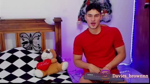 Snapshot of davies_brown chatting on 20, 12, 2024 Davies brown schedule 12pm to 5pm col time online show from 20, 12, 2024