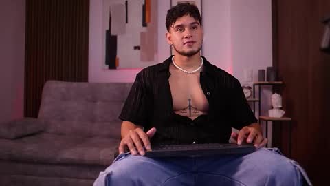 Davies brown    schedule 12pm to 5pm col time online show from 15, 12, 2025