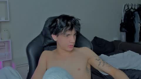 davis online show from 17, 12, 2024