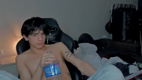 Snapshot of davisross chatting on 2, 1, 2025 davis online show from 2, 1, 2025