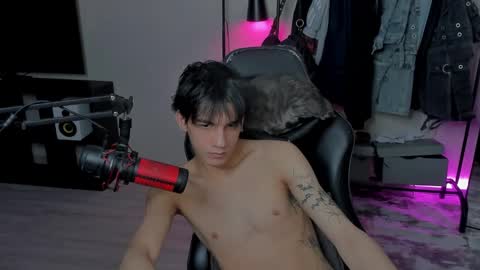 davis online show from 14, 2, 2025