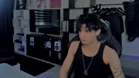 davis online show from 18, 2, 2026