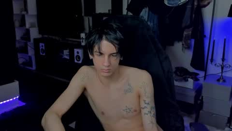 Snapshot of davisross chatting on 11, 6, 2026 davis online show from 11, 6, 2026