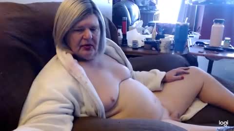 Snapshot of dawndoesall chatting on 5, 1, 2025 dawndoesall online show from 5, 1, 2025