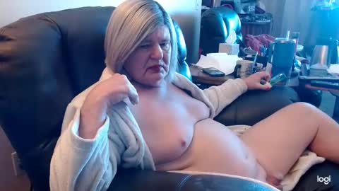 Snapshot of dawndoesall chatting on 16, 1, 2025 dawndoesall online show from 16, 1, 2025