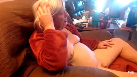 Snapshot of dawndoesall chatting on 2, 11, 2025 dawndoesall online show from 2, 11, 2025