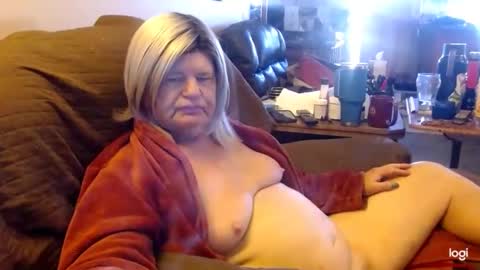 Snapshot of dawndoesall chatting on 17, 11, 2025 dawndoesall online show from 17, 11, 2025