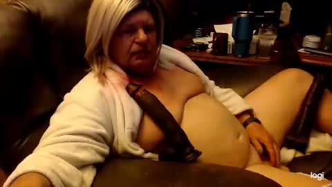 Snapshot of dawndoesall chatting on 26, 11, 2025 dawndoesall online show from 26, 11, 2025