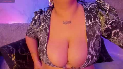 Snapshot of dayan_silva_ chatting on 23, 4, 2026 DAYAN online show from 23, 4, 2026