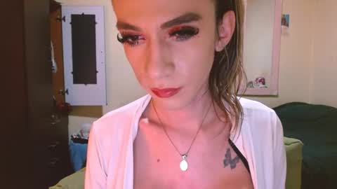 dayanna_01_ online show from 1, 6, 2026
